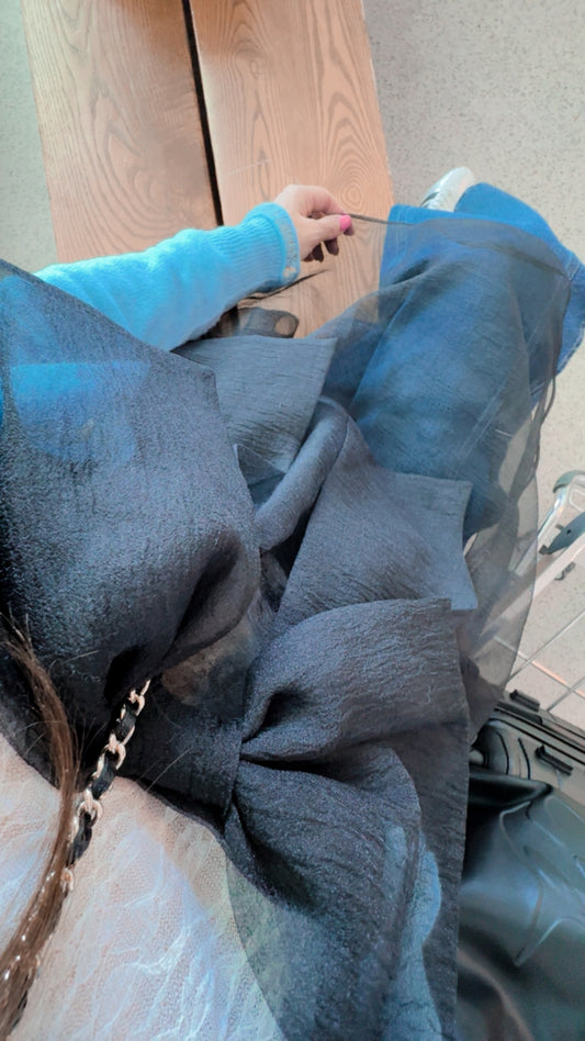 素色長版紗蝴蝶結上衣