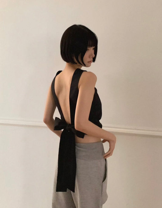 The Bow Back Top 蝴蝶結美背上衣